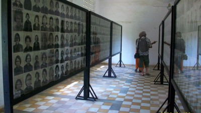 프놈펜 - 03 뚜얼슬랭대학살박물관  Toul Sleng Genocide Museum /សារមន្ទីរឧក្រិដ្ឋកម្មប្រល័យពូជសាសន៍ទួលស្លែង